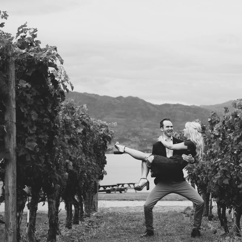 Timm and Kristina in a vineyard